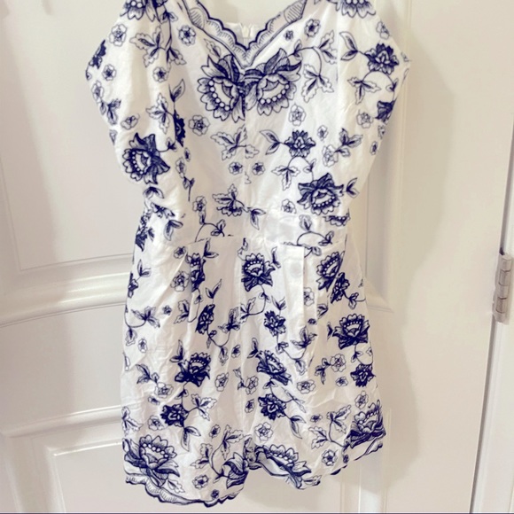 Women romper size S - Picture 3 of 3